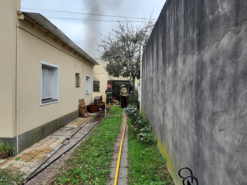 Incendio en una vivienda de calle Moreno