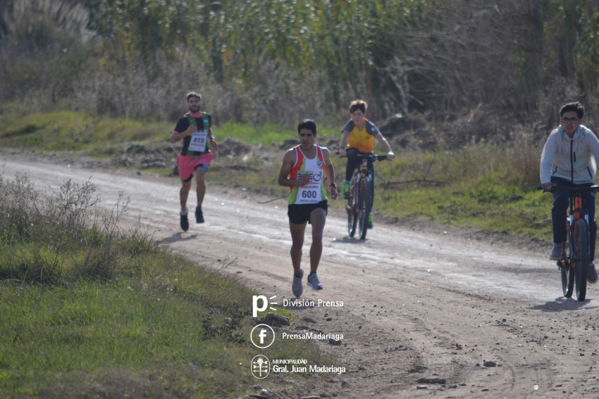 Jorge Arista  y Nicol�s Arena se quedaron con la segunda fecha del Dua