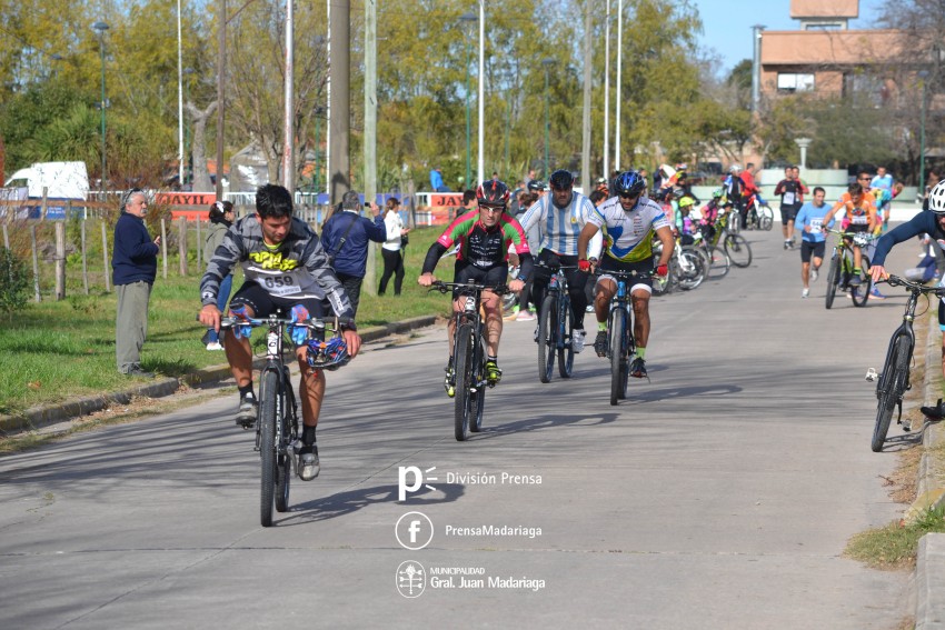 Jorge Arista  y Nicol�s Arena se quedaron con la segunda fecha del Dua