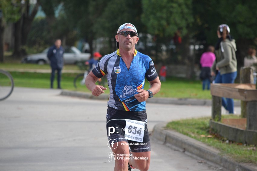 Jorge Arista  y Nicol�s Arena se quedaron con la segunda fecha del Dua