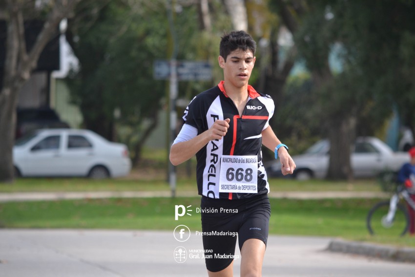 Jorge Arista  y Nicol�s Arena se quedaron con la segunda fecha del Dua