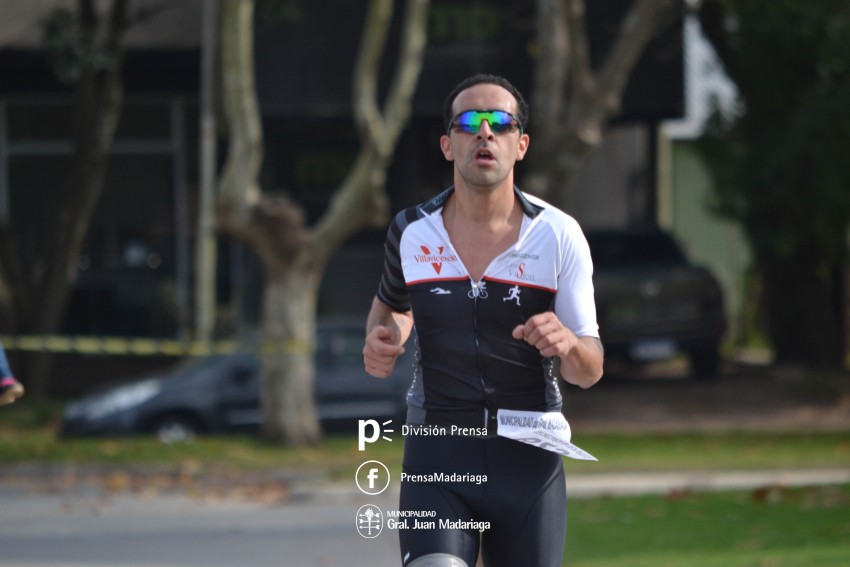 Jorge Arista  y Nicol�s Arena se quedaron con la segunda fecha del Dua