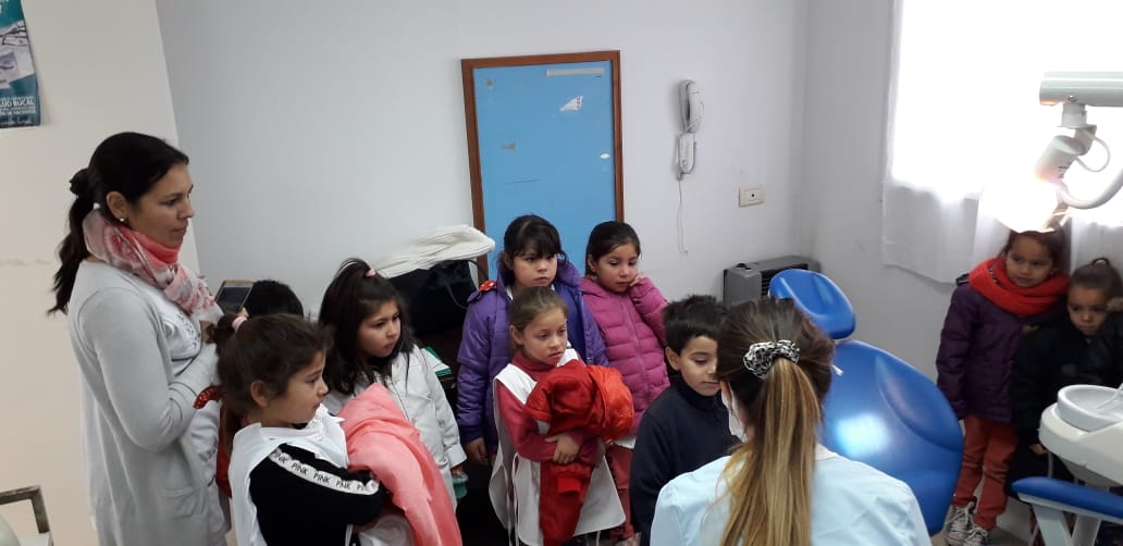 Alumnos de la Escuela 15 recibieron una charla de salud bucodental