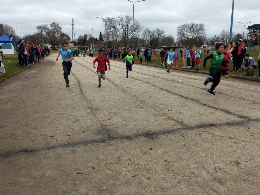 Se realiz el tercer encuentro regional de Atletismo