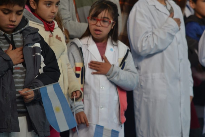 La Promesa de Lealtad a la Bandera en fotos