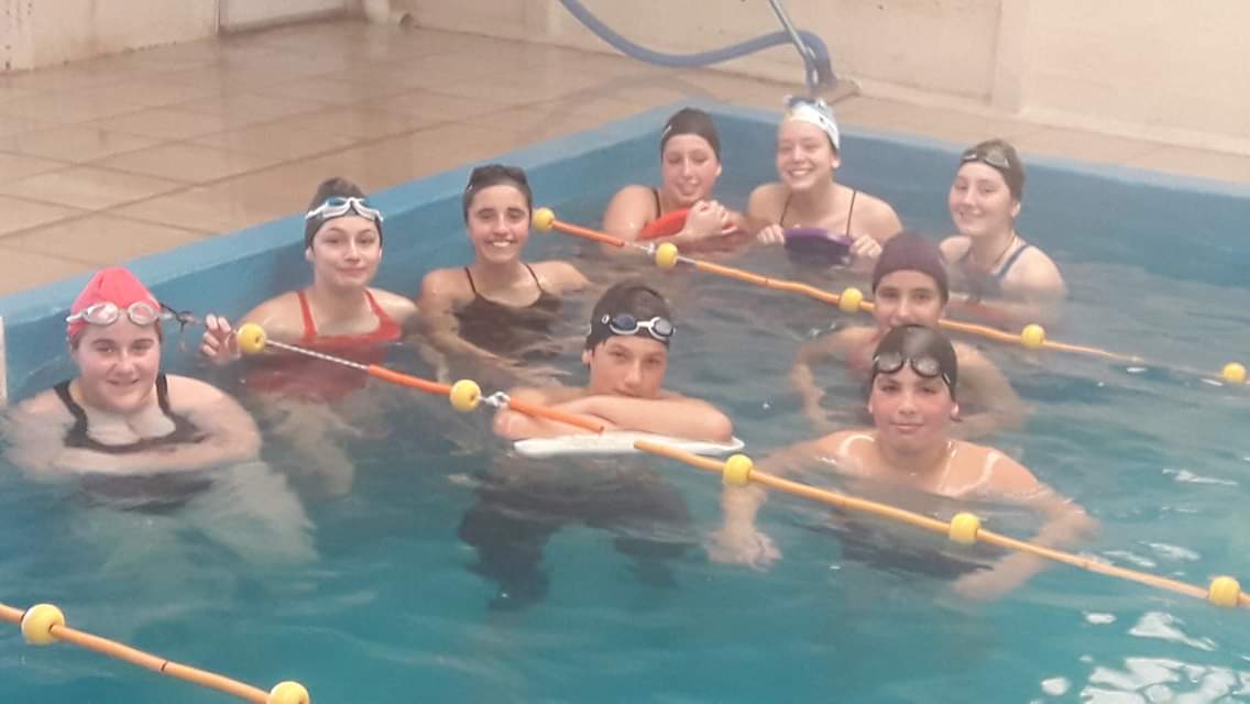 Juegos Bonaerenses: Se disput� la etapa local de nataci�n