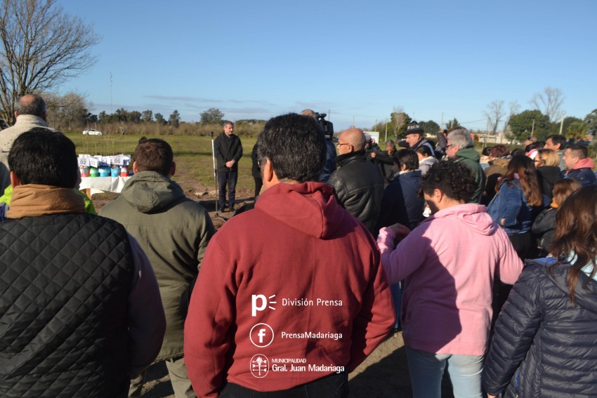 Entrega de Lotes  Santoro: 