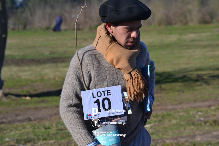 Entrega de Lotes � Santoro: 