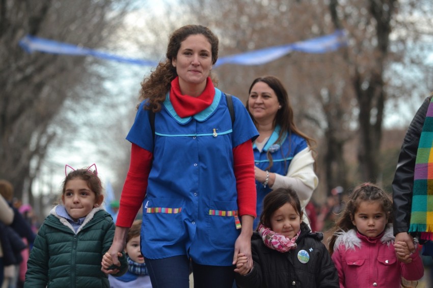 9 de Julio: Las instituciones participaron del tradicional desfile y e