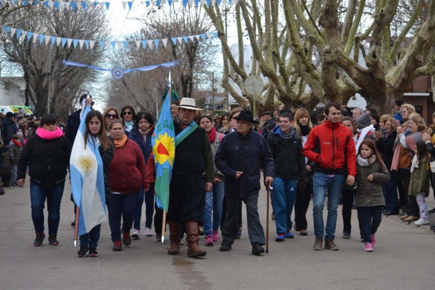9 de Julio: Las instituciones participaron del tradicional desfile y e