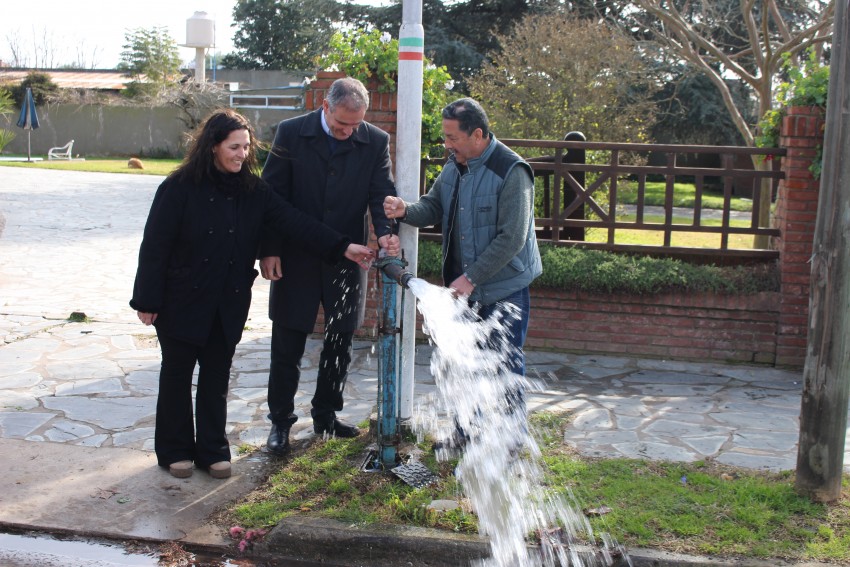 Nuevos servicios de agua y cloacas – Santoro: