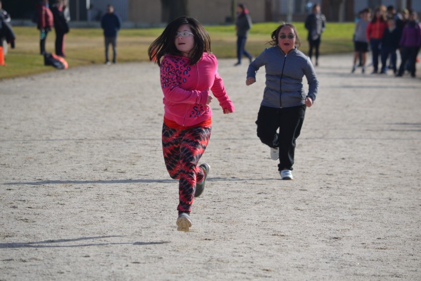 Juegos Bonaerenses: El regional de Atletismo PCD se disput en Madaria