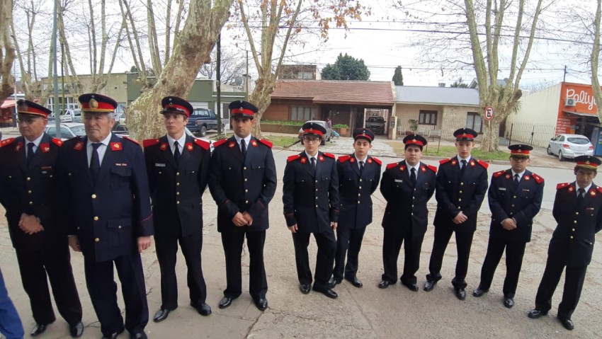 Los Bomberos celebran hoy sus 66 aos junto a la comunidad