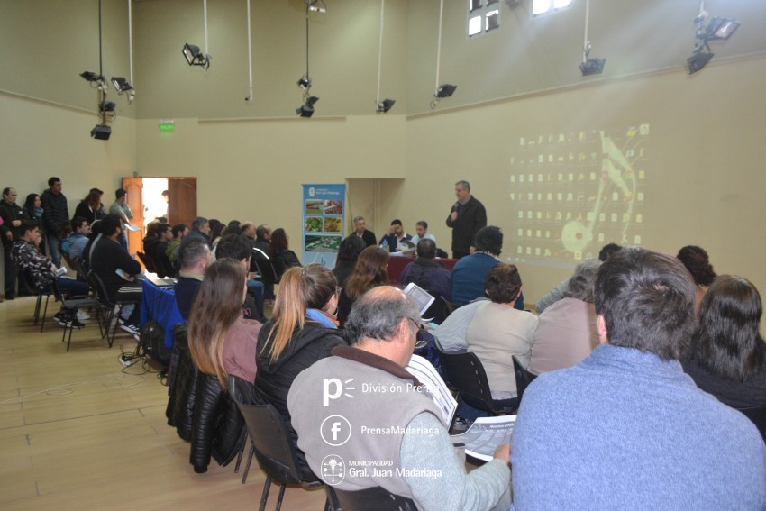 La charla sobre prstamos para emprendedores despert un gran inters 