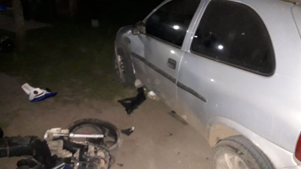 Nuevo siniestro vial involucra a una moto y deja a una mujer herida