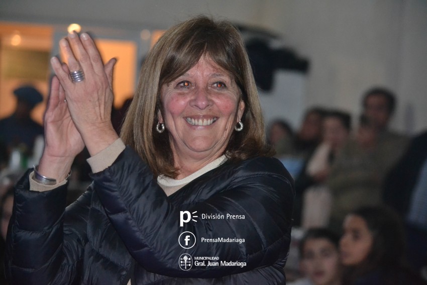 Con las instalaciones colmadas se realiz una nueva pea de la Fiesta 