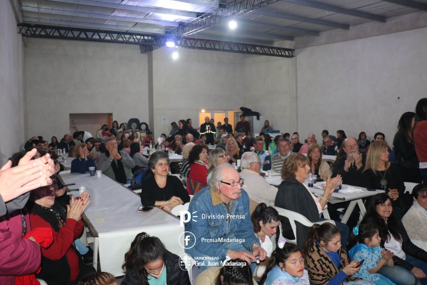 Con las instalaciones colmadas se realiz una nueva pea de la Fiesta 