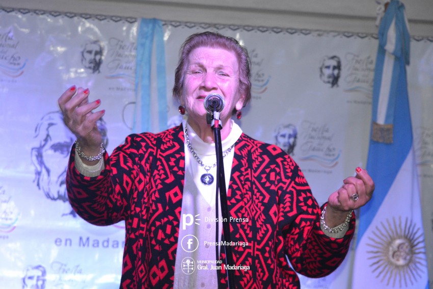 Con las instalaciones colmadas se realiz una nueva pea de la Fiesta 