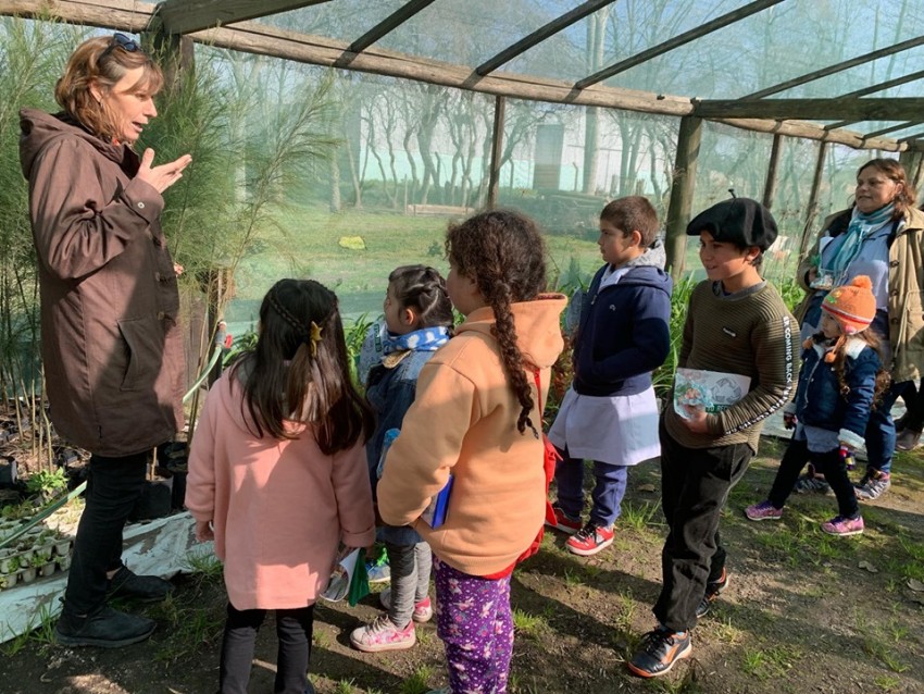 Alumnos de Juan Chico y Santa Yola recorrieron el Vivero Municipal y l