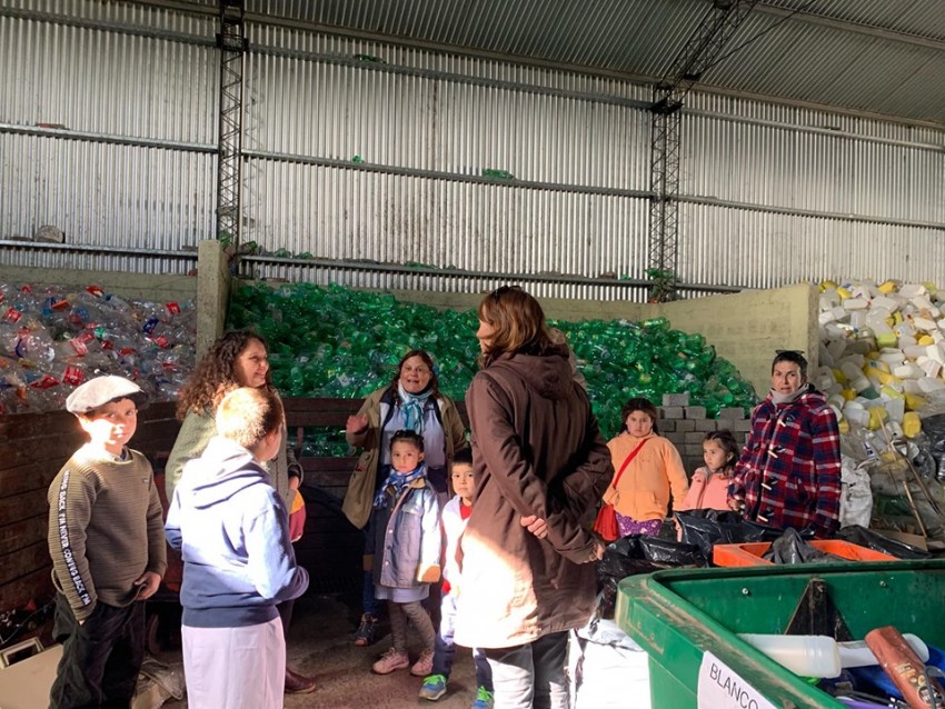 Alumnos de Juan Chico y Santa Yola recorrieron el Vivero Municipal y l