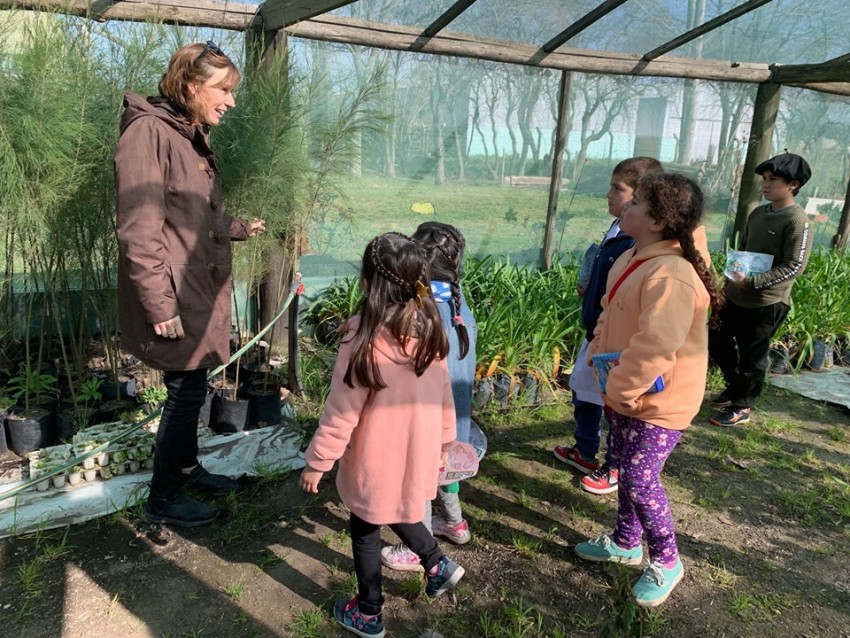 Alumnos de Juan Chico y Santa Yola recorrieron el Vivero Municipal y l