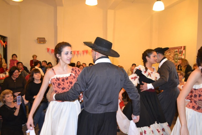 Crisol de Razas volvi a convocar a centenares de personas que agotaro