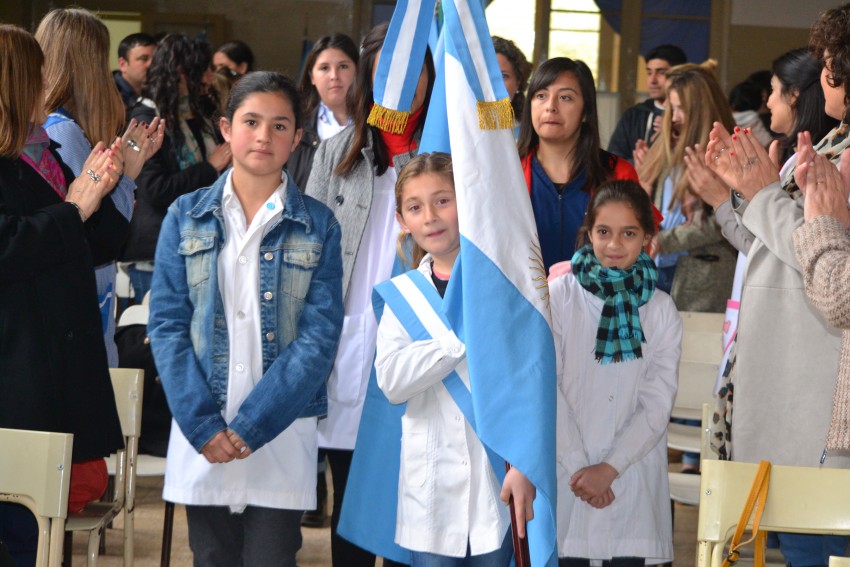 Recordaron a Domingo Faustino Sarmiento en la escuela primaria que lle