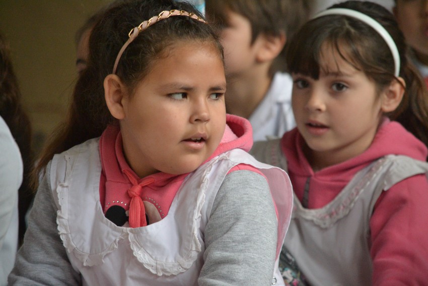 Recordaron a Domingo Faustino Sarmiento en la escuela primaria que lle