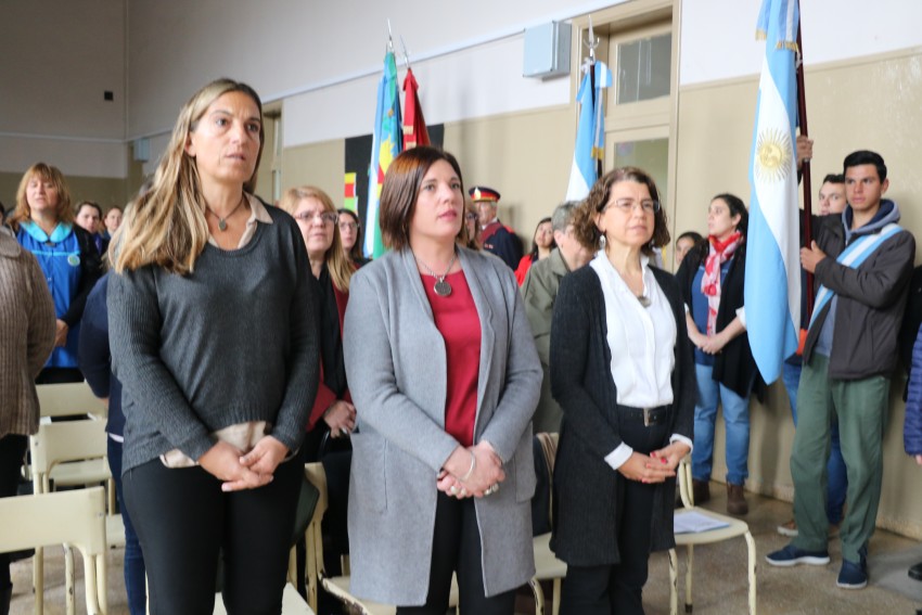 Recordaron a Domingo Faustino Sarmiento en la escuela primaria que lle