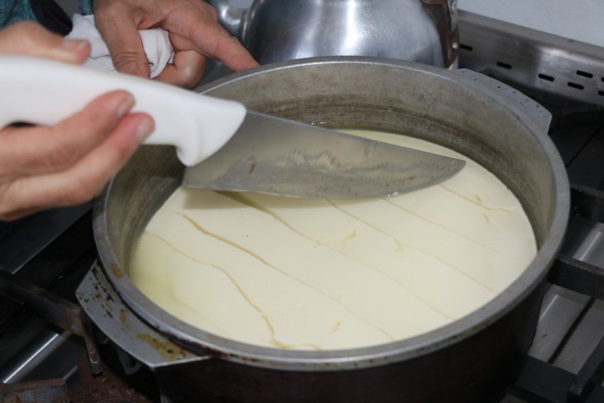 Ms de 40 personas participaron del curso de elaboracin de quesos y d