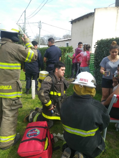 Incendio de vivienda en Calle 4 e/39 y 41
