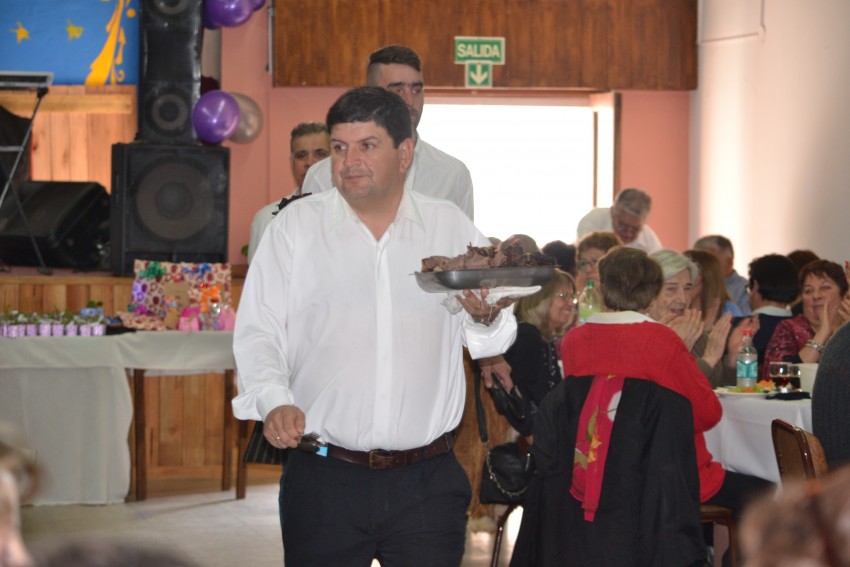 El Centro de Jubilados celebr su aniversario N 43