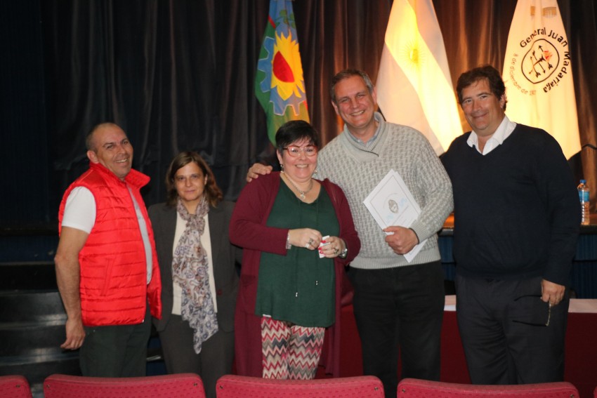 Ttulos de propiedad  Santoro: 