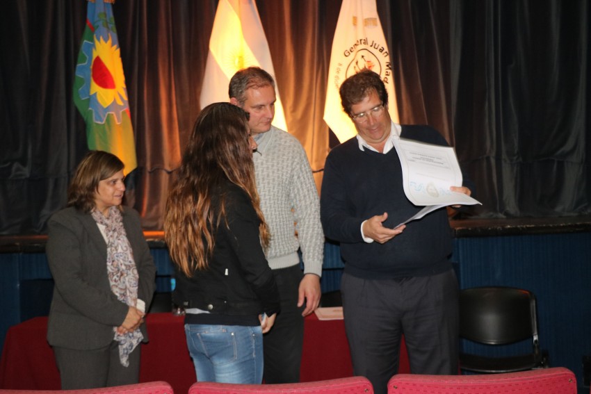 Ttulos de propiedad  Santoro: 