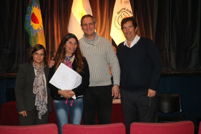 Ttulos de propiedad  Santoro: 