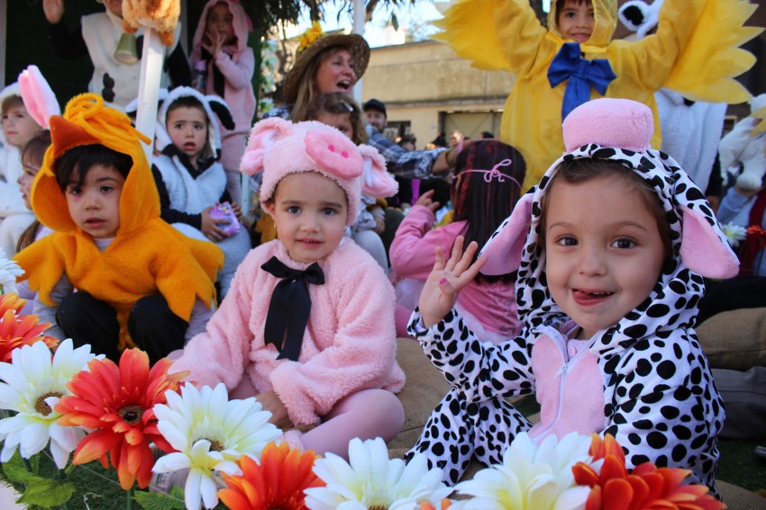 El desfile de la primavera congreg a ms de 40 instituciones