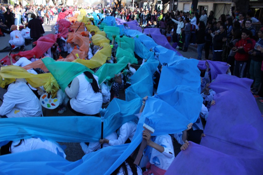 El desfile de la primavera congreg a ms de 40 instituciones