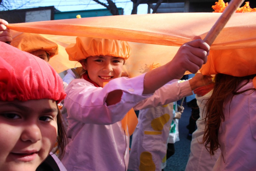 El desfile de la primavera congreg a ms de 40 instituciones