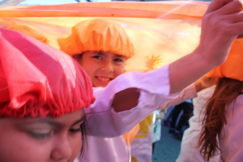 El desfile de la primavera congreg a ms de 40 instituciones