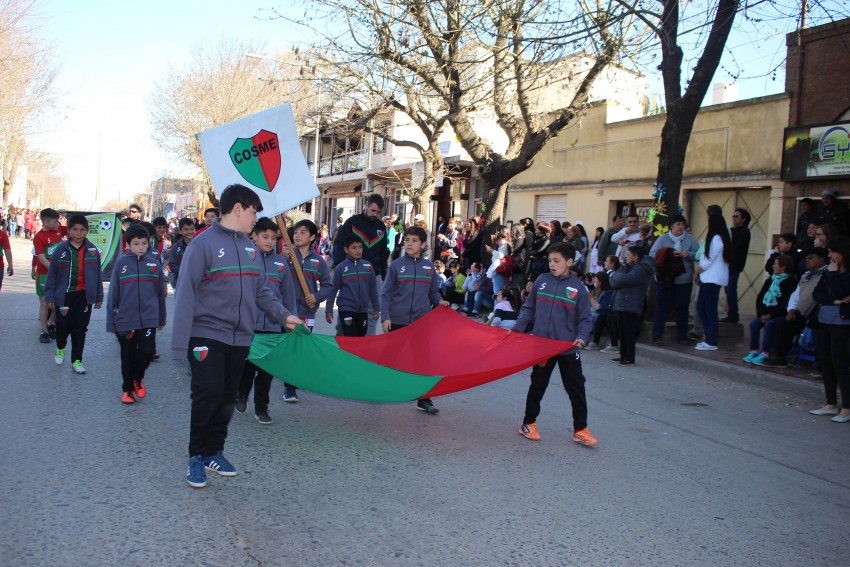 El desfile de la primavera congreg a ms de 40 instituciones