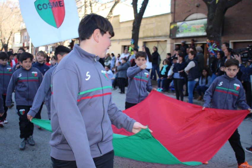 El desfile de la primavera congreg a ms de 40 instituciones