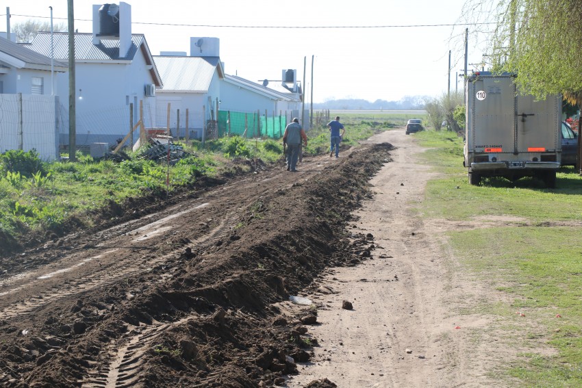 El municipio trabaja en la confección de 1300 metros de cordón cuneta
