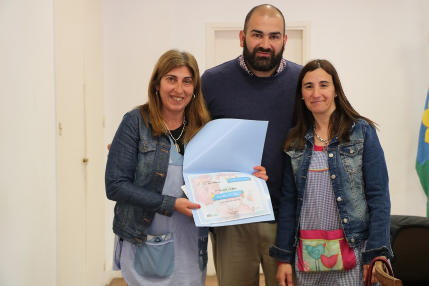 Entregaron los premios a las instituciones ganadoras del desfile de la