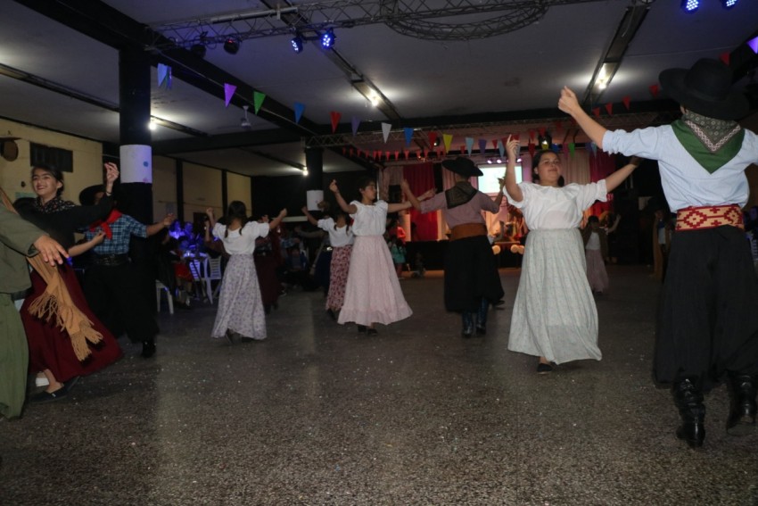 Renacer Criollo realiz una pea para festejar su sexto aniversario