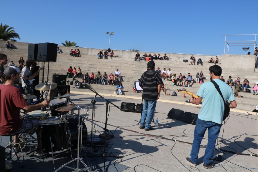 Rock y solidaridad en el Anfiteatro