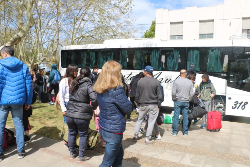 Regresaron los jvenes que participaron de los Torneos Bonaerenses