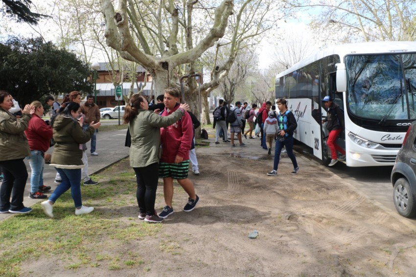 Regresaron los jvenes que participaron de los Torneos Bonaerenses