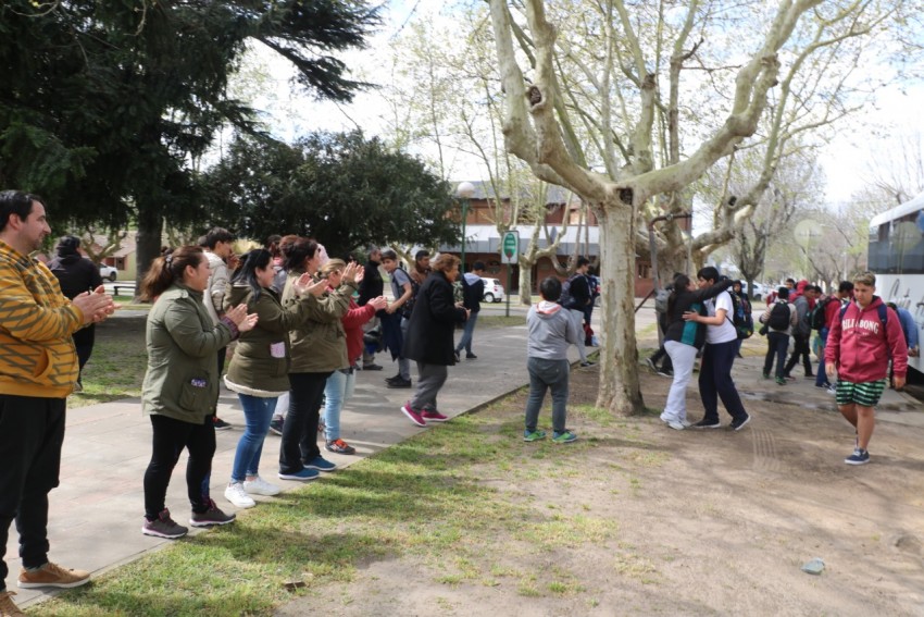 Regresaron los jvenes que participaron de los Torneos Bonaerenses