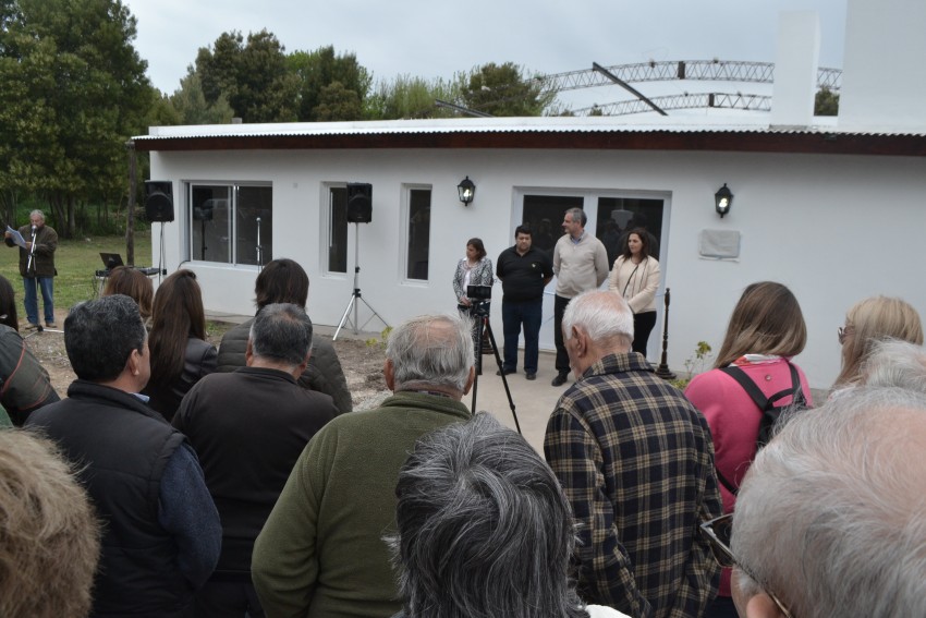 Qued inaugurada la sede de la Sociedad de Fomento del barrio San Mart
