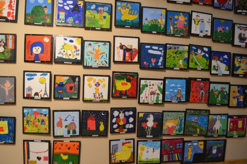 Inici� la muestra anual de arte del Instituto San Jos�